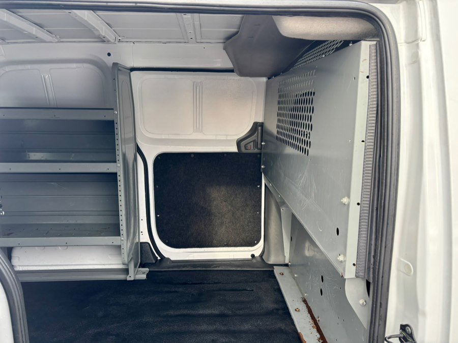 Used 2018 Nissan NV200 SV w/ Back Door Glass Package image 27