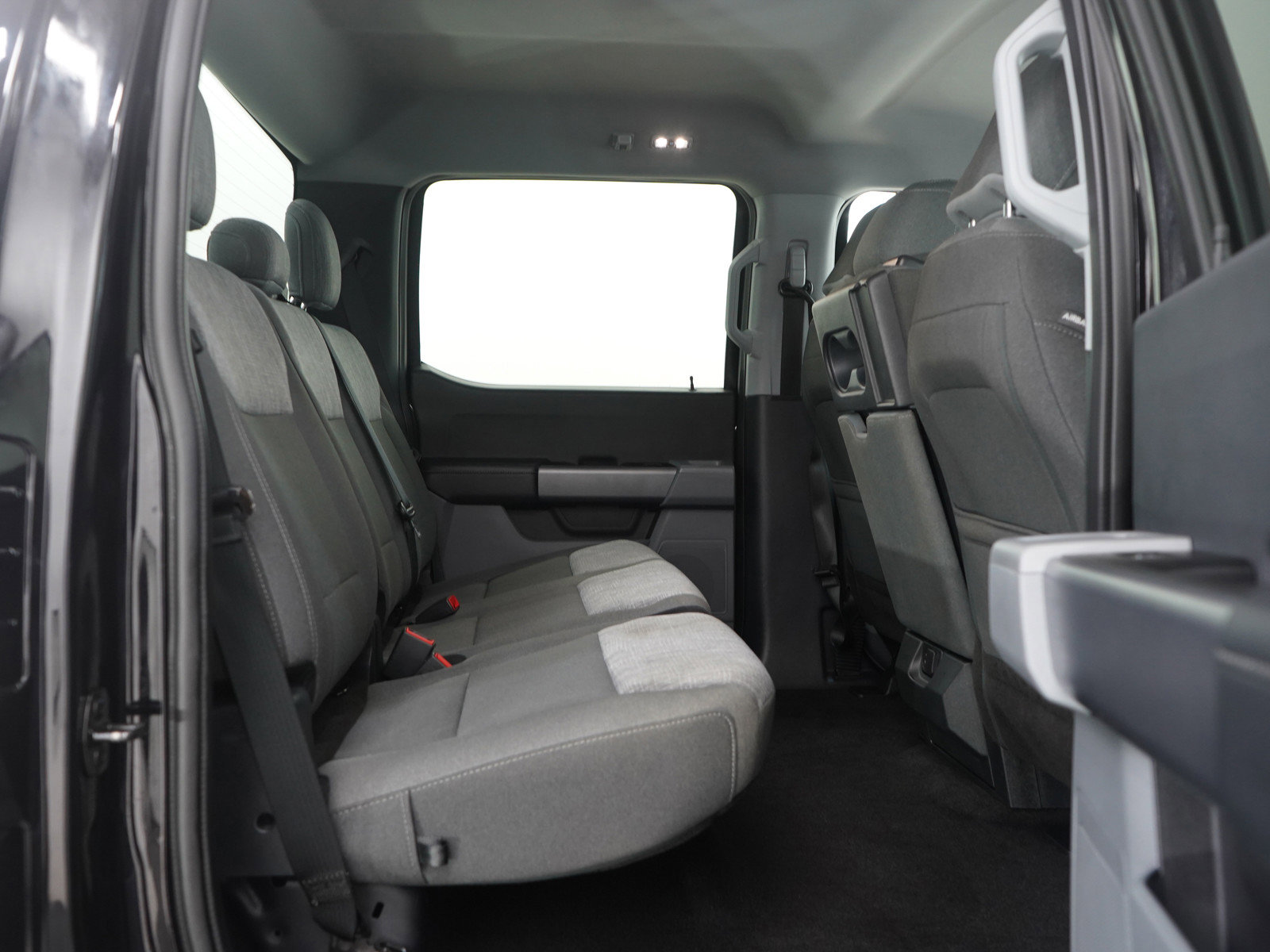 Used 2021 Ford F150 XLT image 12