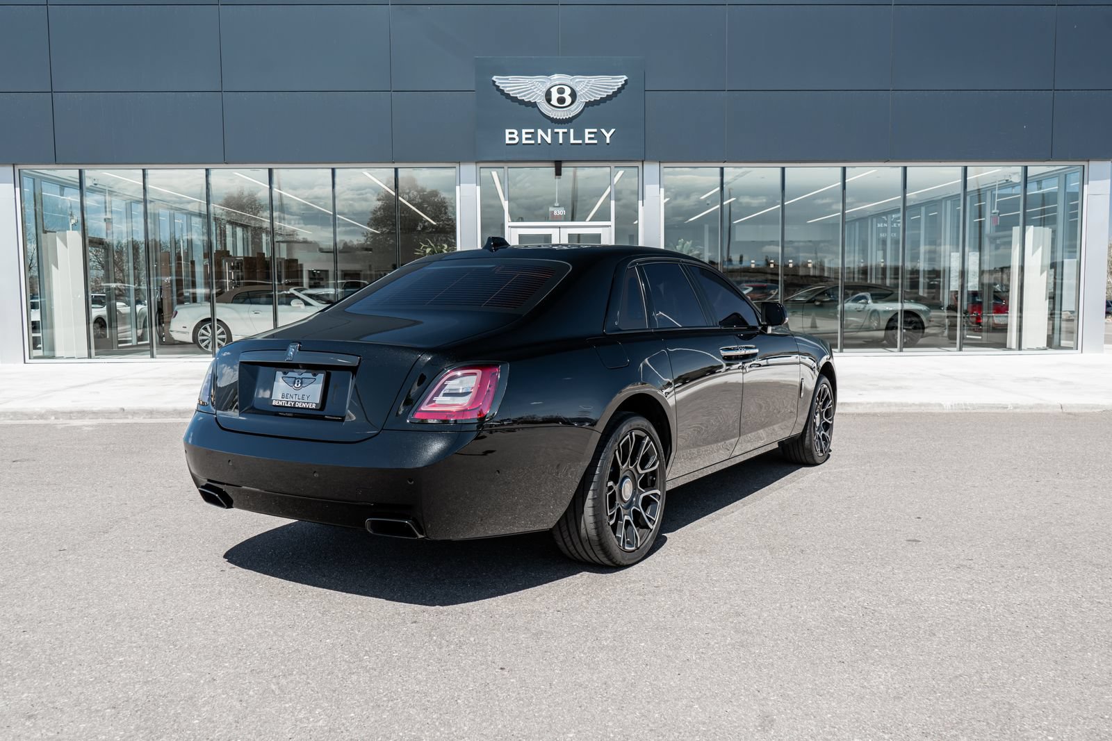 Used 2022 Rolls-Royce Ghost Black Badge AWD/4WD image 3