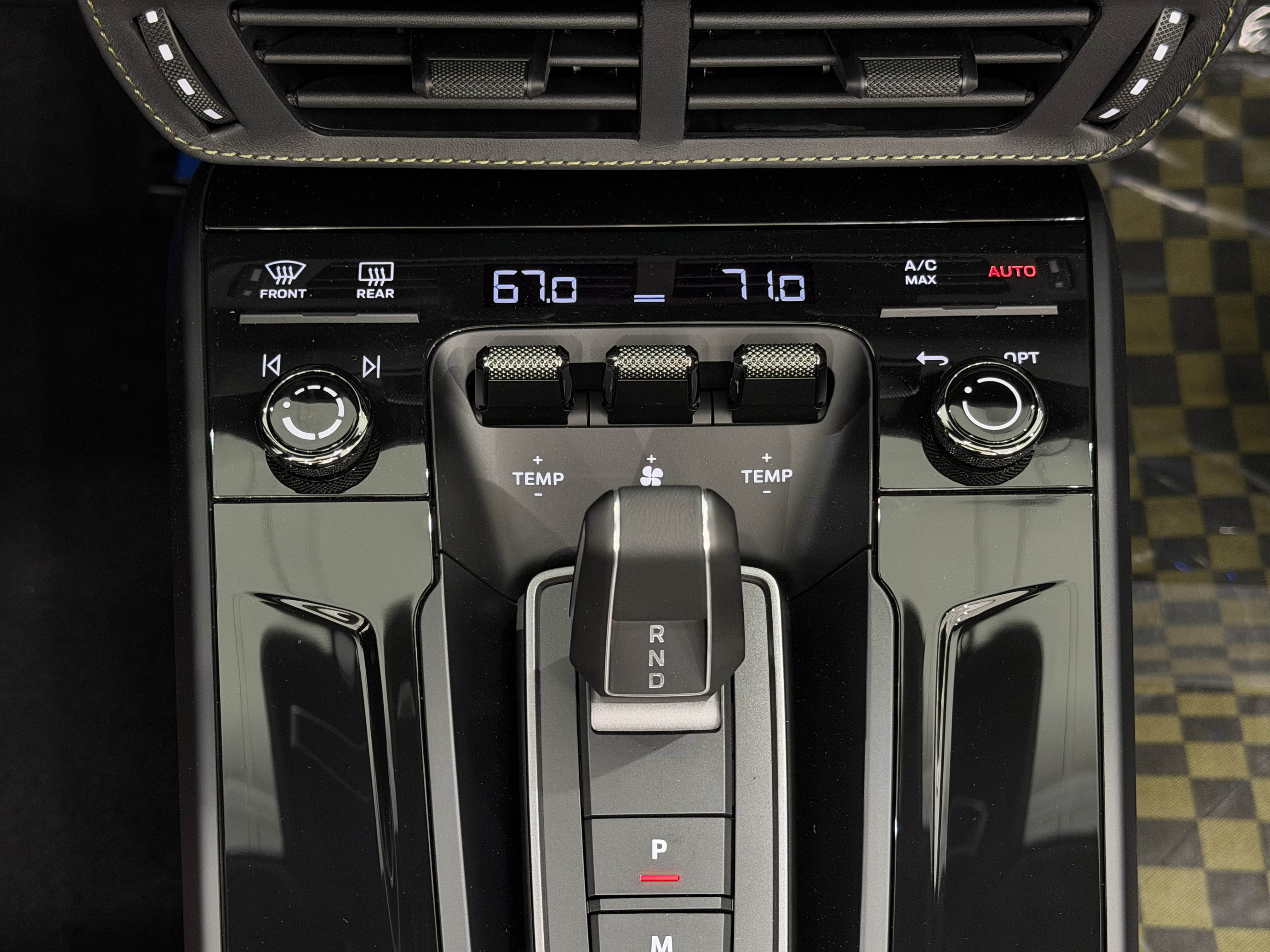 New 2026 Porsche 911 Carrera 4 GTS image 45