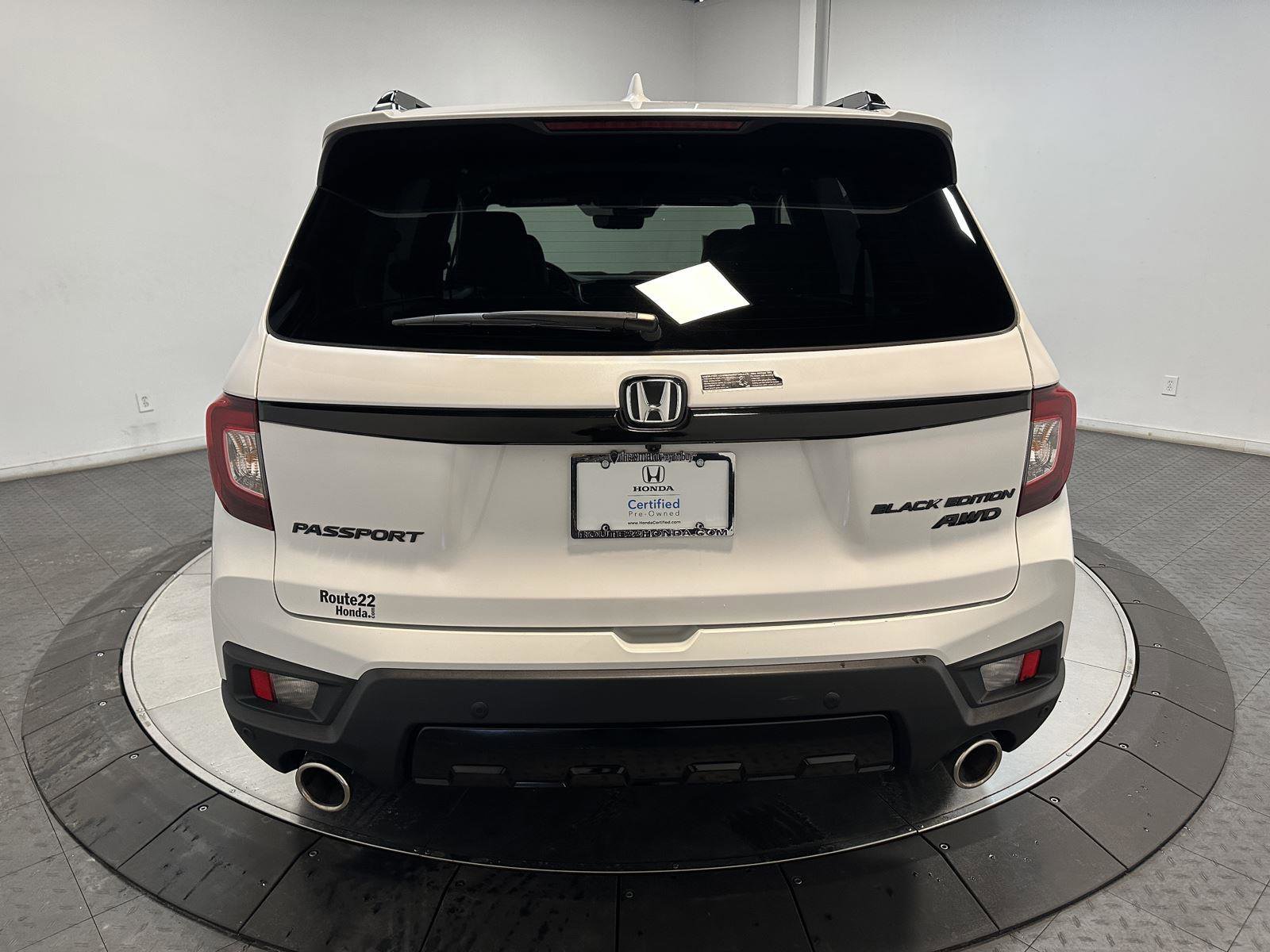 Certified 2024 Honda Passport Black Edition image 11