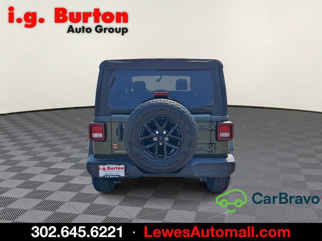 Used 2023 Jeep Wrangler Unlimited Sport AWD/4WD image 5