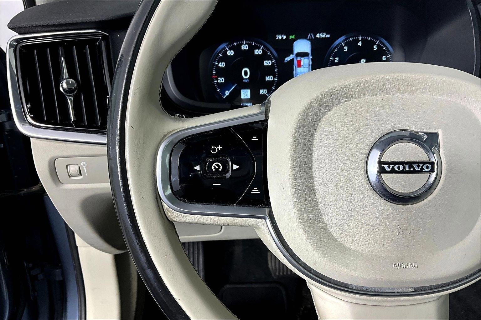 Used 2018 Volvo S90 T5 Momentum w/ Convenience Package AWD/4WD image 11