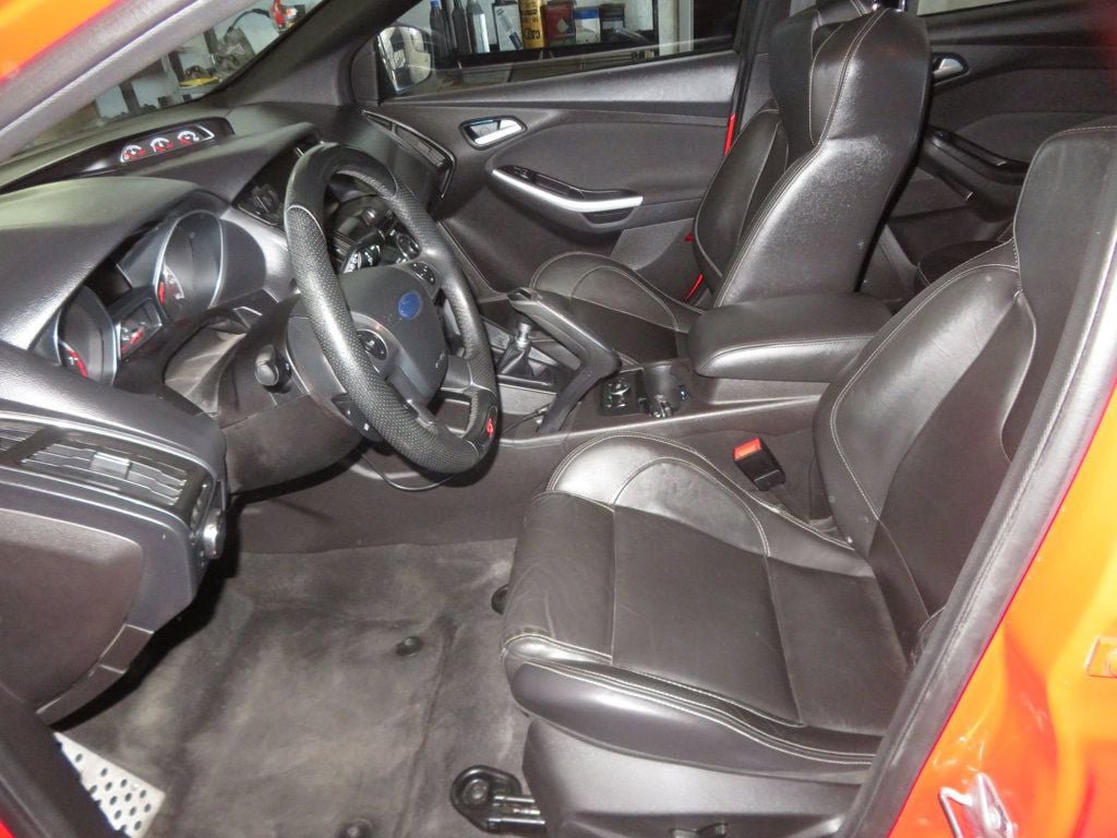 Used 2013 Ford Focus ST FWD image 16