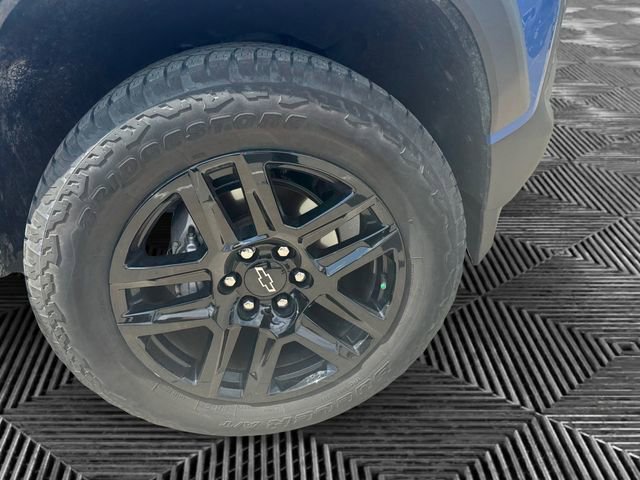 Used 2025 Chevrolet Colorado Trail Boss image 12