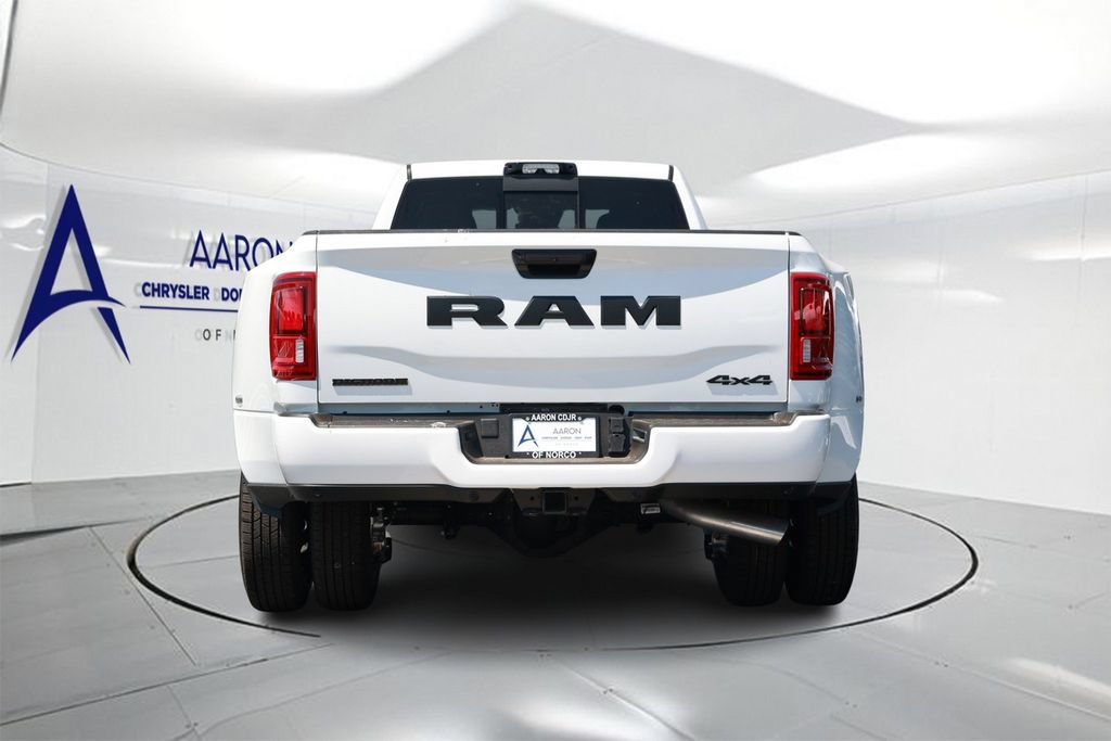 New 2026 RAM 3500 Big Horn AWD/4WD image 3