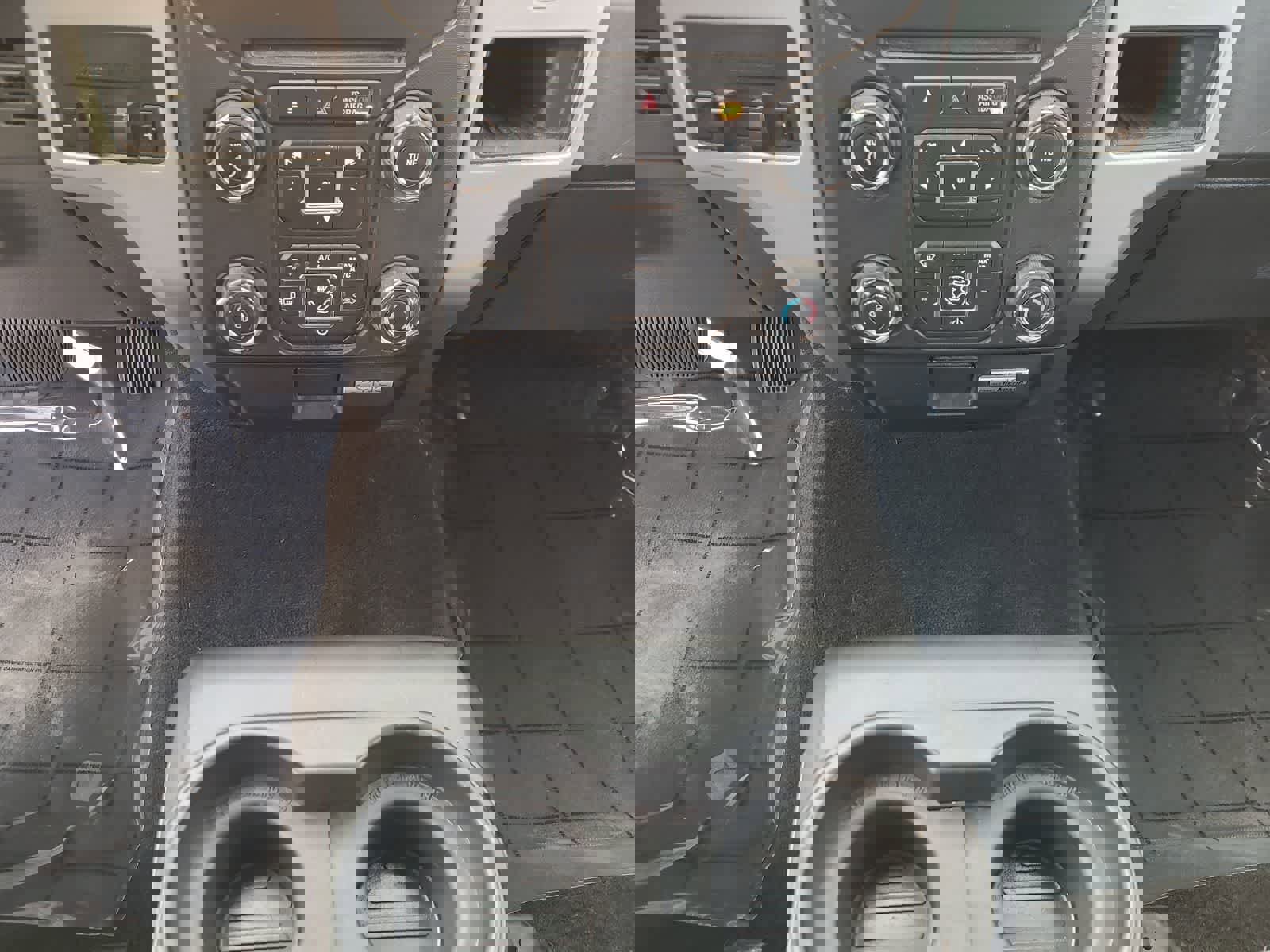 Used 2014 Ford F150 XLT w/ Equipment Group 302A Luxury image 25