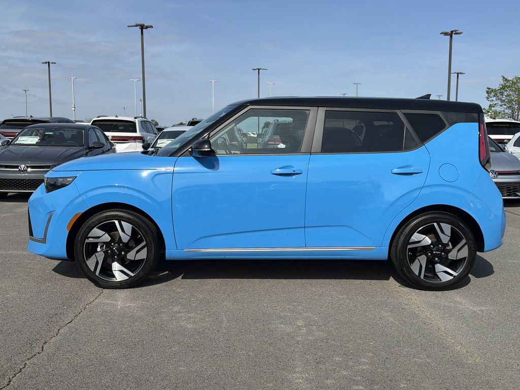 Used 2024 Kia Soul GT-Line FWD image 2