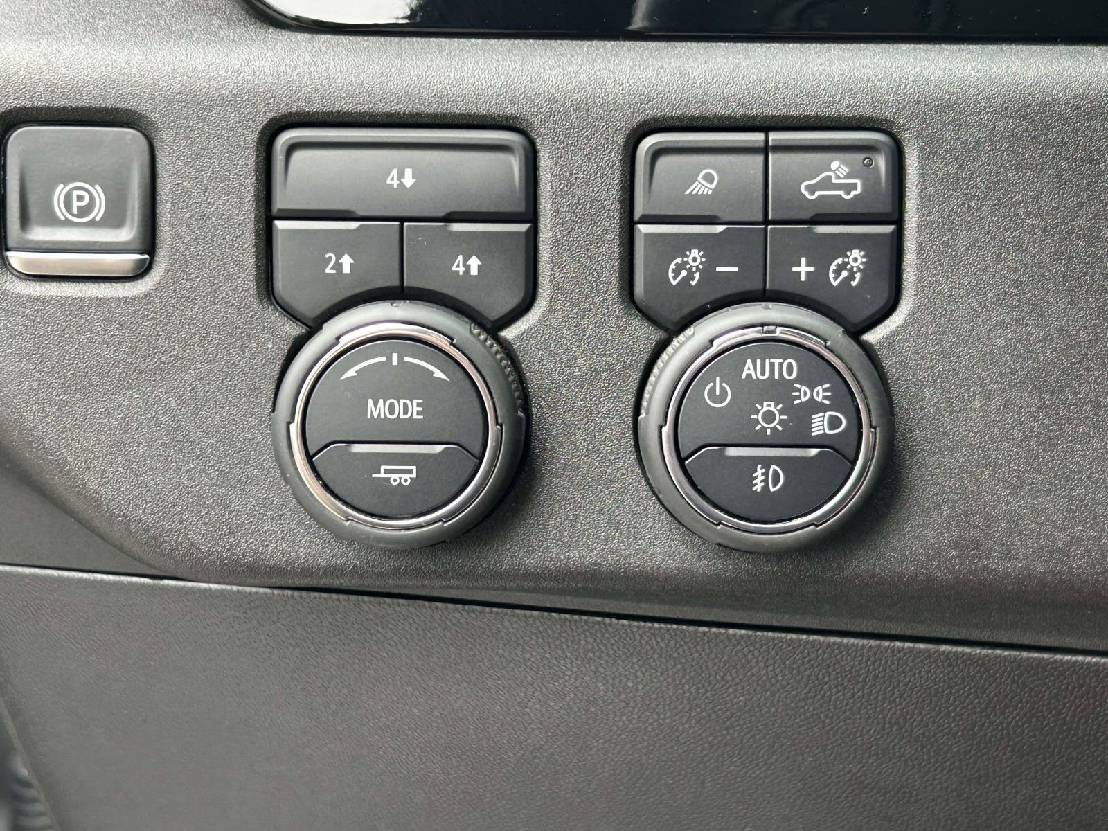 Used 2024 Chevrolet Silverado 3500 LT w/ All Star Edition image 20