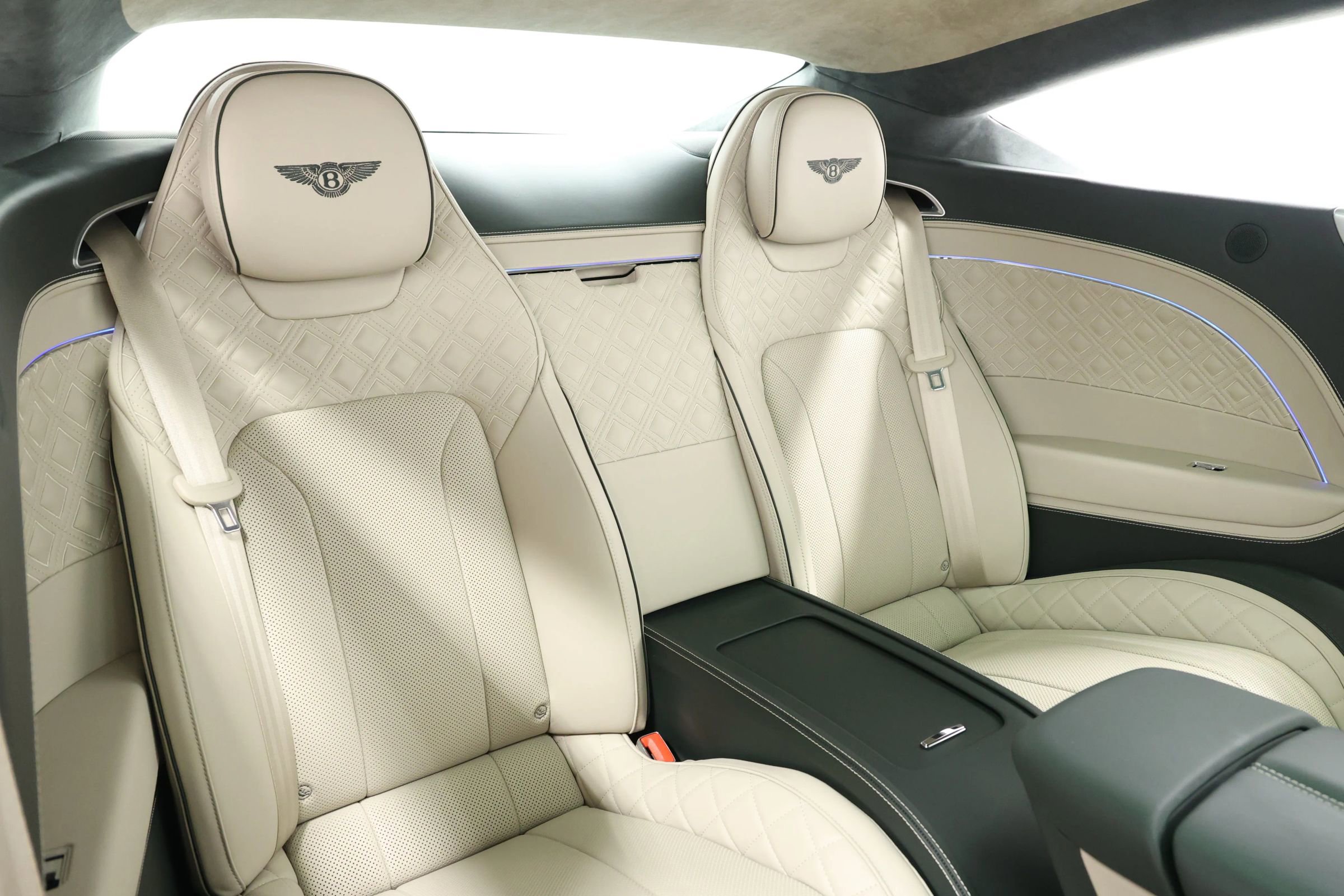 Used 2021 Bentley Continental GT image 90