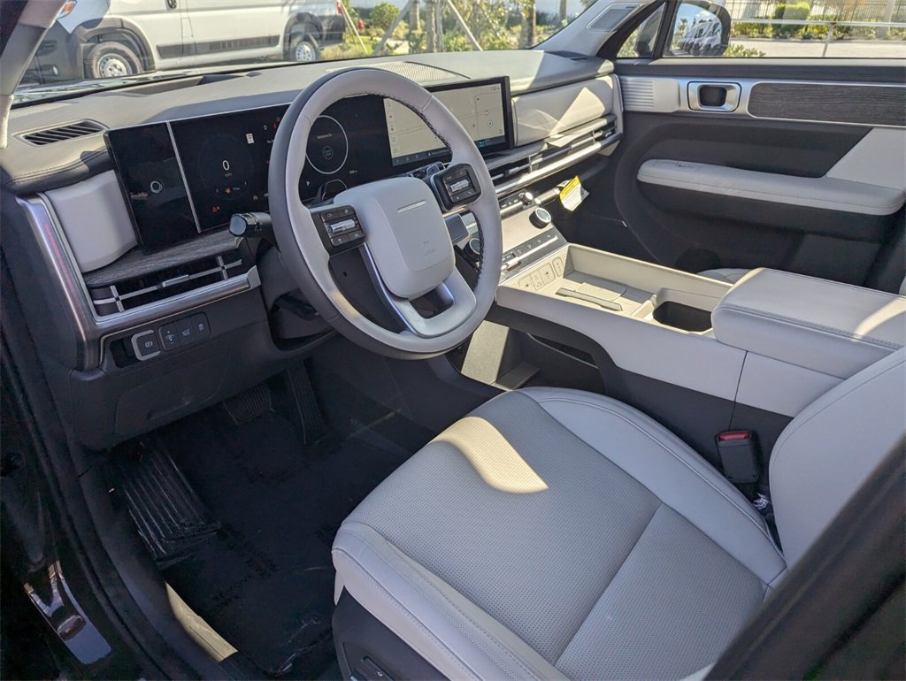 Used 2025 Hyundai Santa Fe Calligraphy image 26