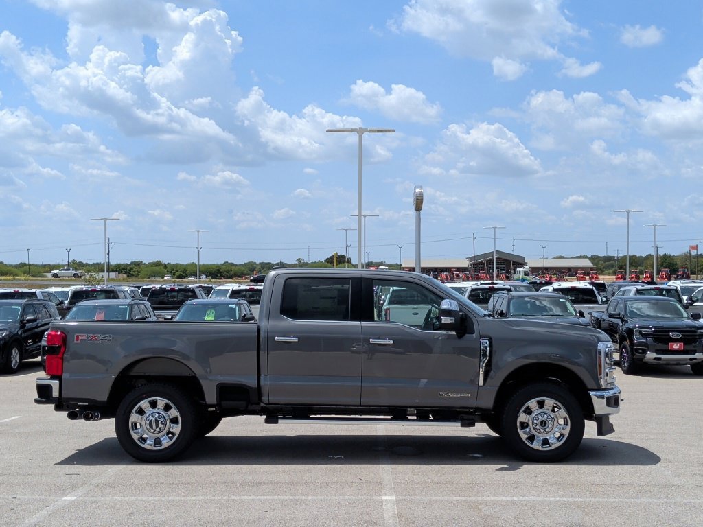 New 2026 Ford F350 Lariat w/ Chrome Package AWD/4WD image 9