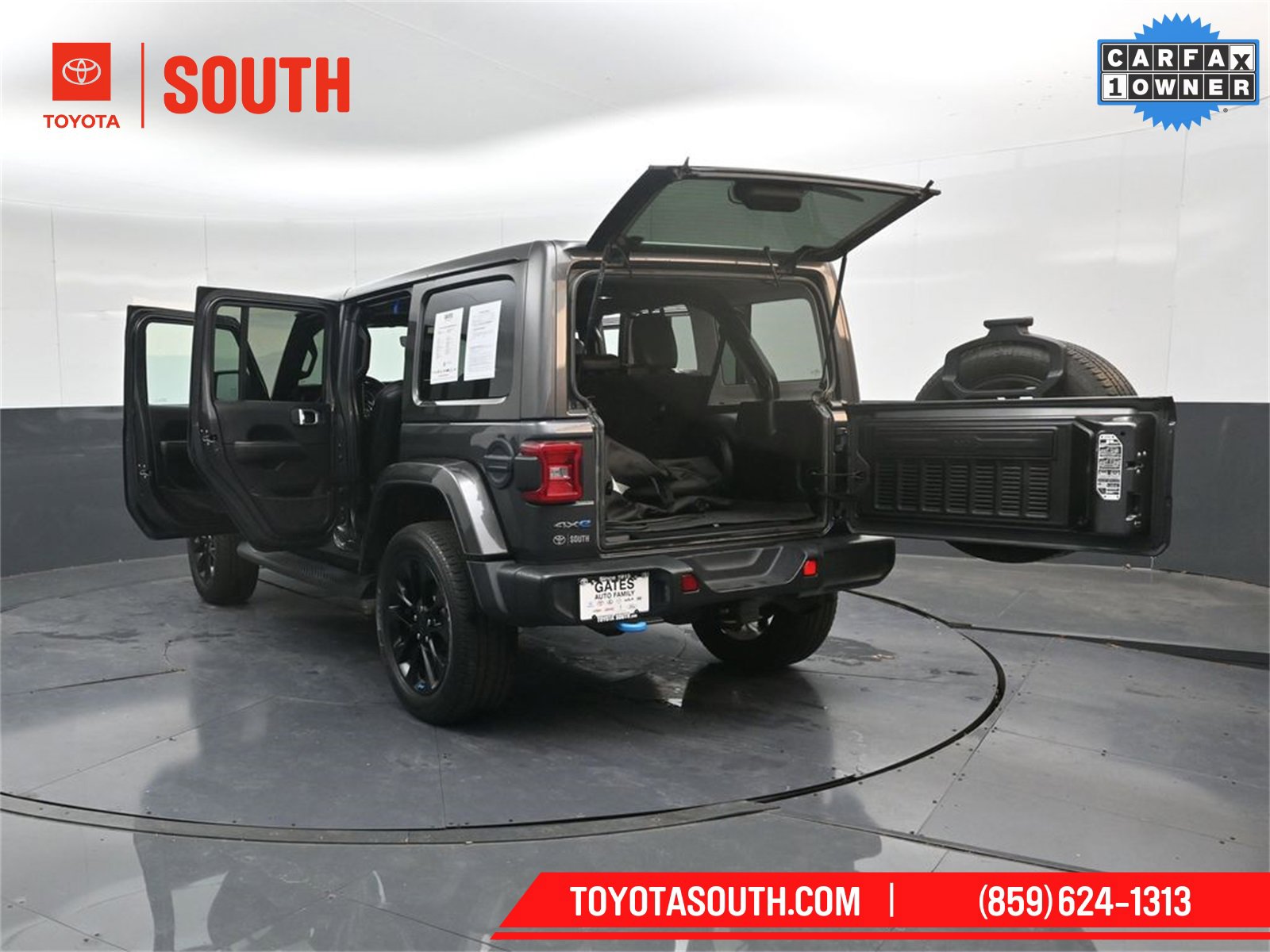 Used 2022 Jeep Wrangler Unlimited Sahara 4xe image 51