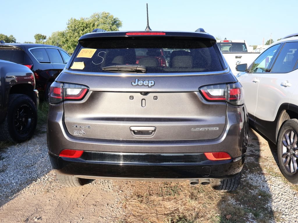 Used 2022 Jeep Compass Limited w/ Elite Group AWD/4WD image 17