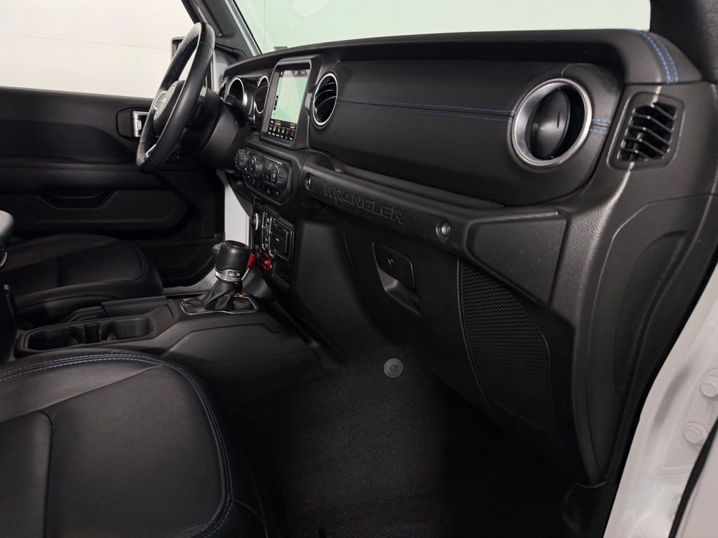 Used 2023 Jeep Wrangler Unlimited Rubicon 4xe w/ Steel Bumper Group image 33