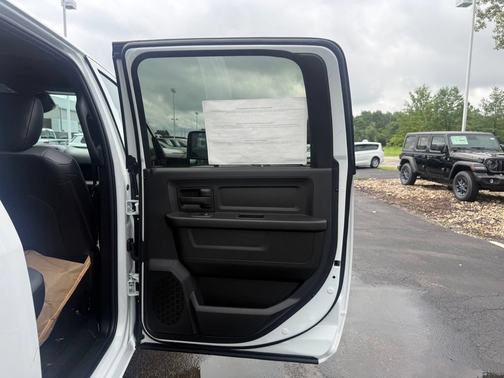 New 2026 RAM 5500 Tradesman w/ Chrome Appearance Group AWD/4WD image 44