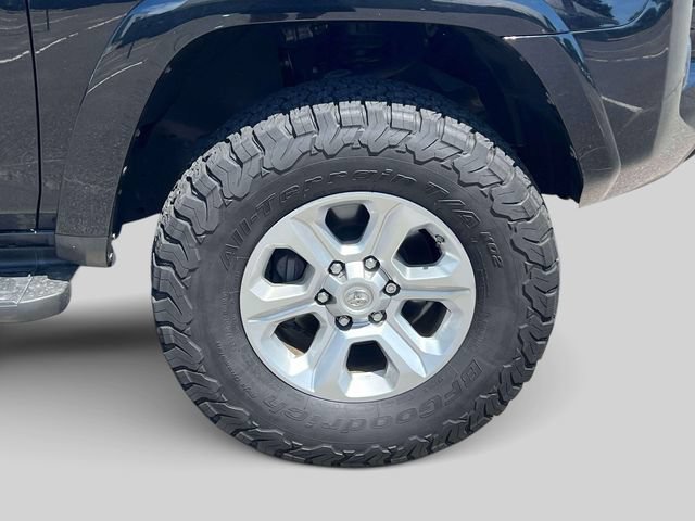 Certified 2019 Toyota 4Runner SR5 Premium AWD/4WD image 15