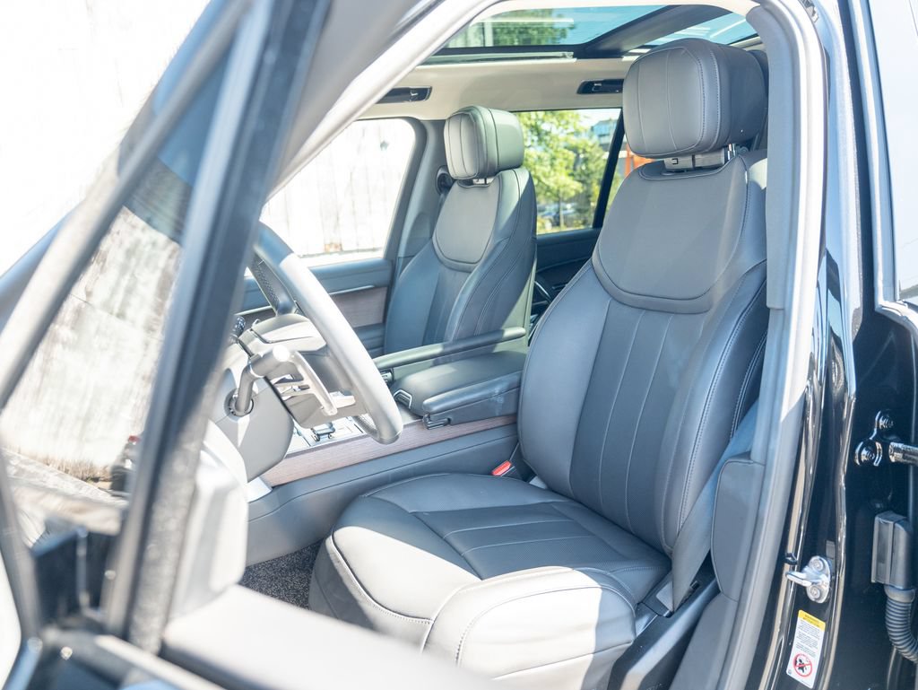 Certified 2026 Land Rover Range Rover SE AWD/4WD image 20