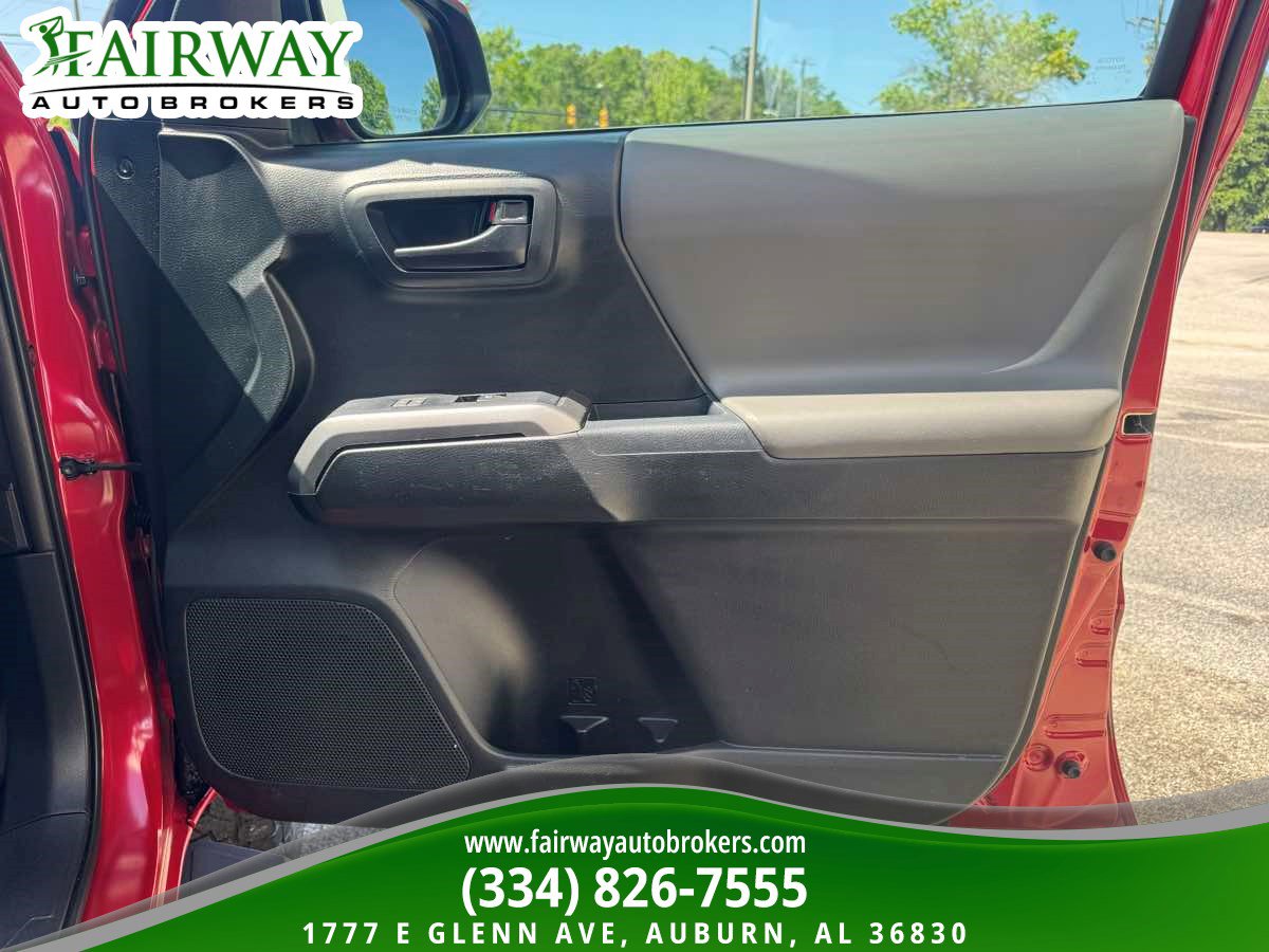 Used 2017 Toyota Tacoma SR5 w/ Tow Package image 27