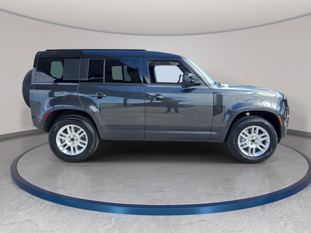 New 2026 Land Rover Defender 110 S AWD/4WD image 4