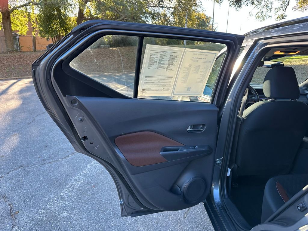 Used 2024 Nissan Kicks SR image 27