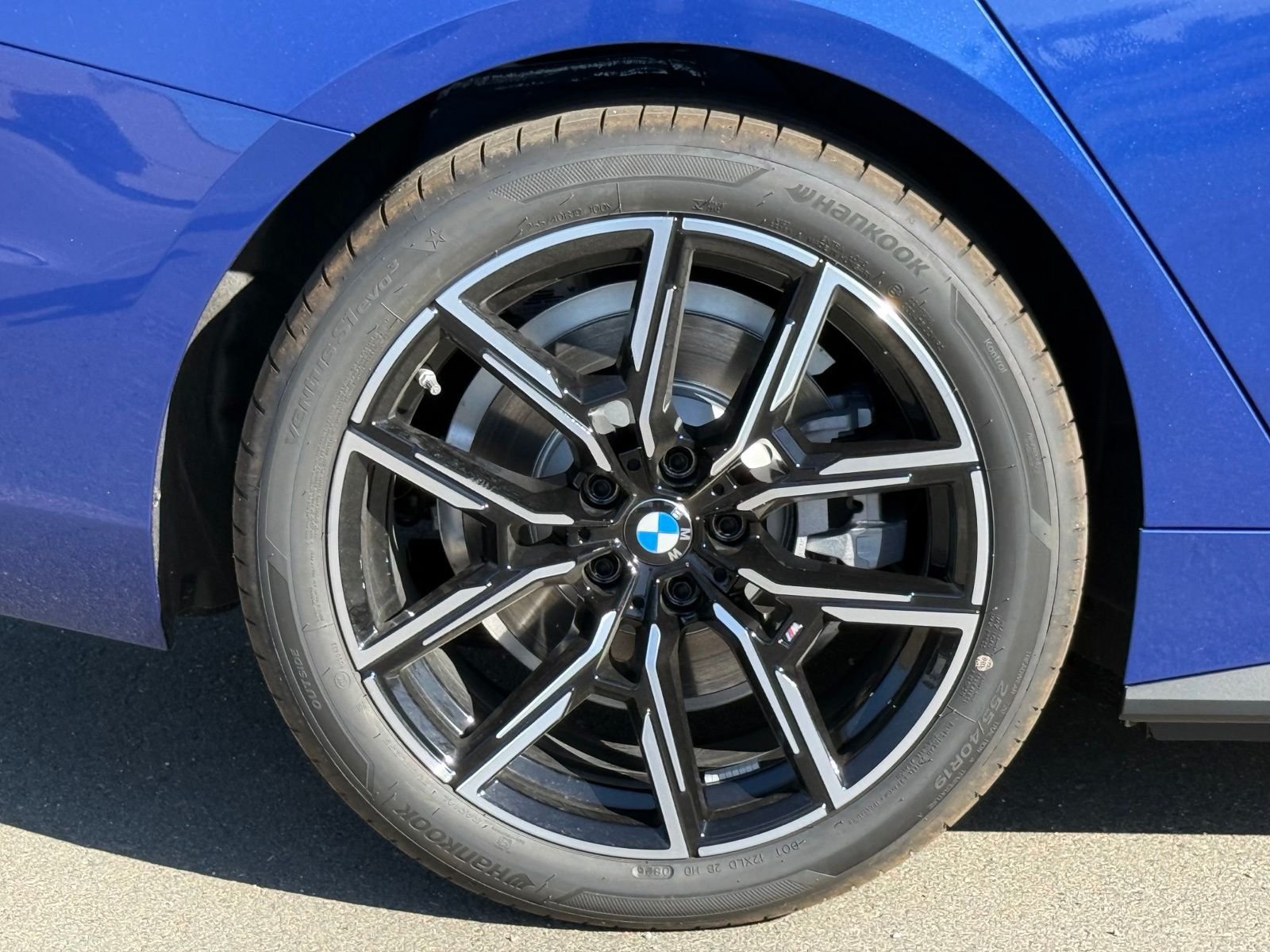 New 2026 BMW i4 eDrive40 RWD image 17