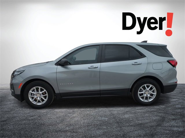 Used 2024 Chevrolet Equinox LS w/ Driver Confidence II Package image 7