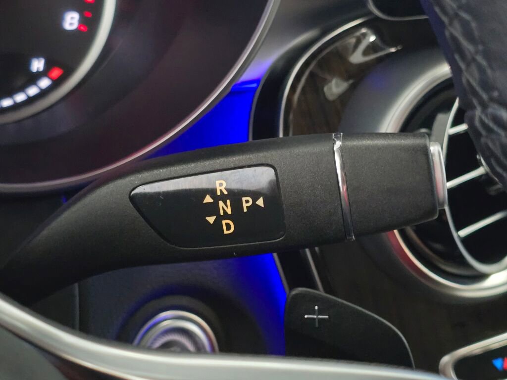 Used 2022 Mercedes-Benz GLC 300 GLC 300 image 16