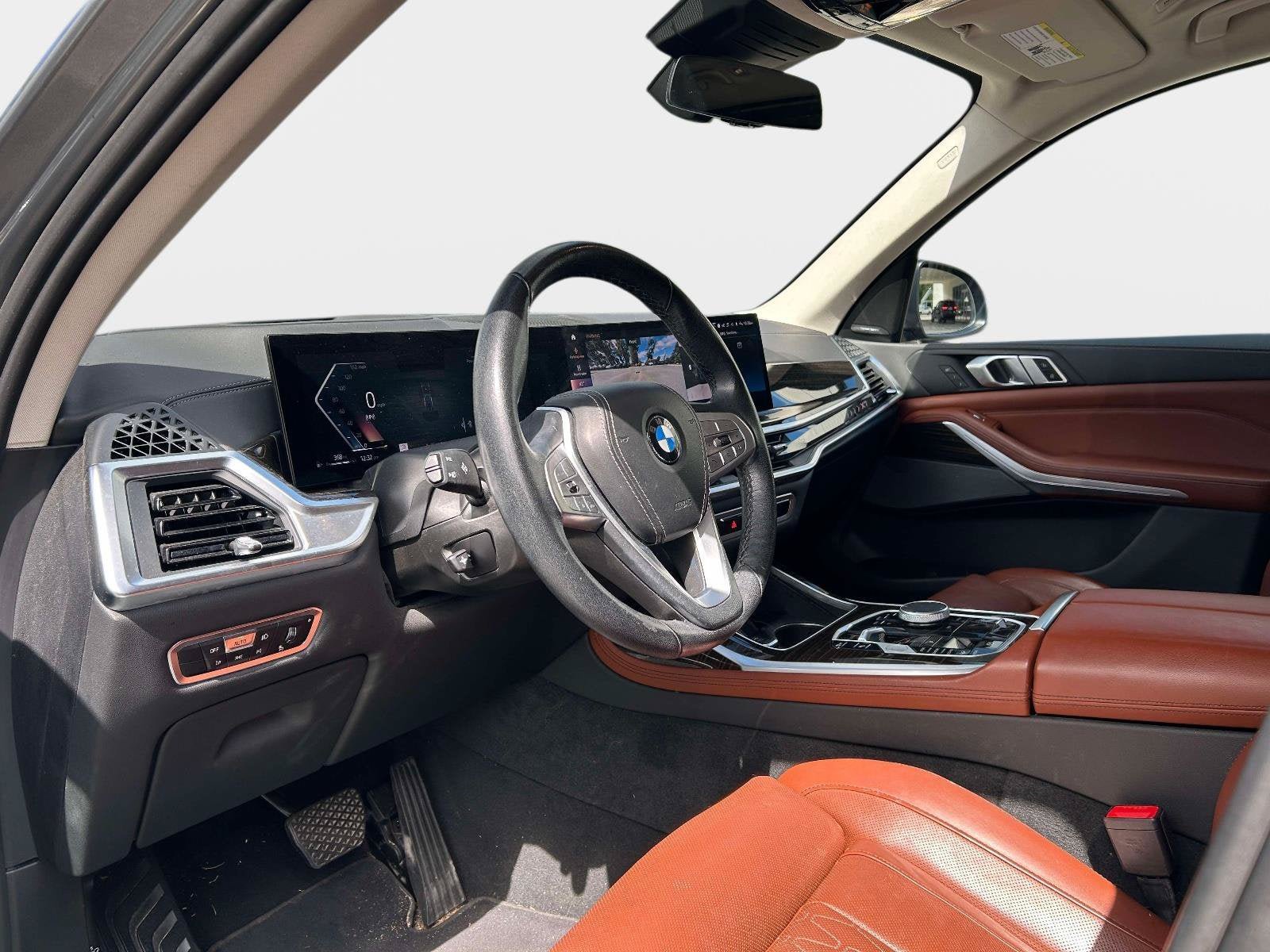 Used 2023 BMW X7 xDrive40i w/ Premium Package AWD/4WD image 13