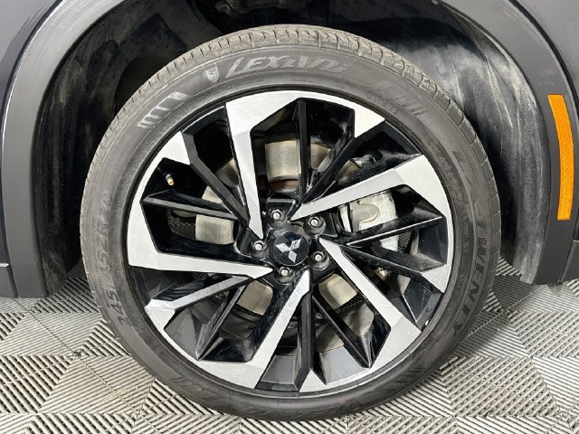 Used 2023 Mitsubishi Outlander SE FWD image 29
