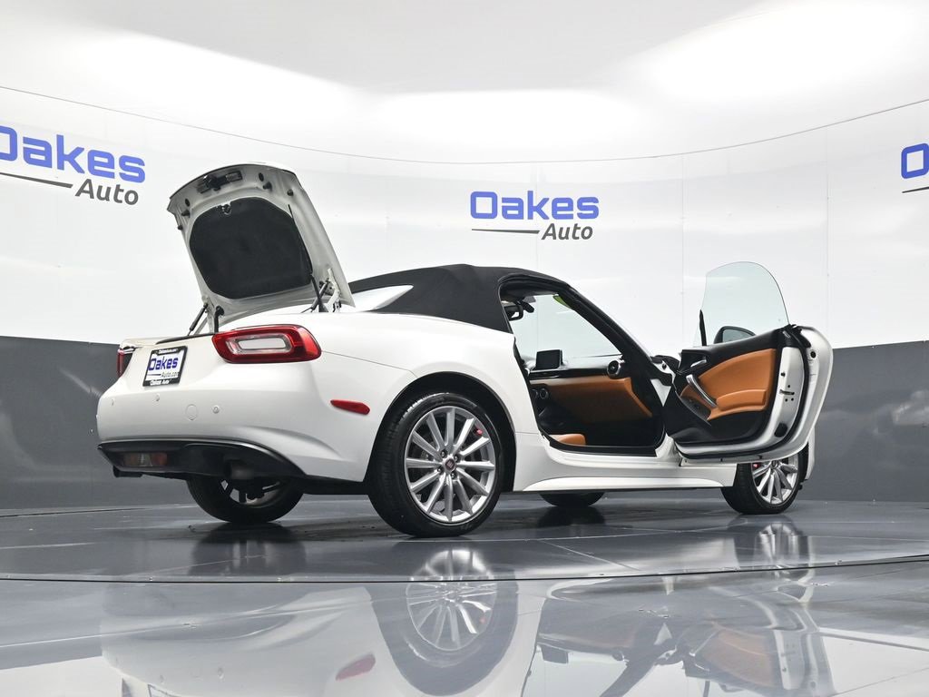 Used 2019 FIAT 124 Spider Lusso w/ Convenience Group image 52