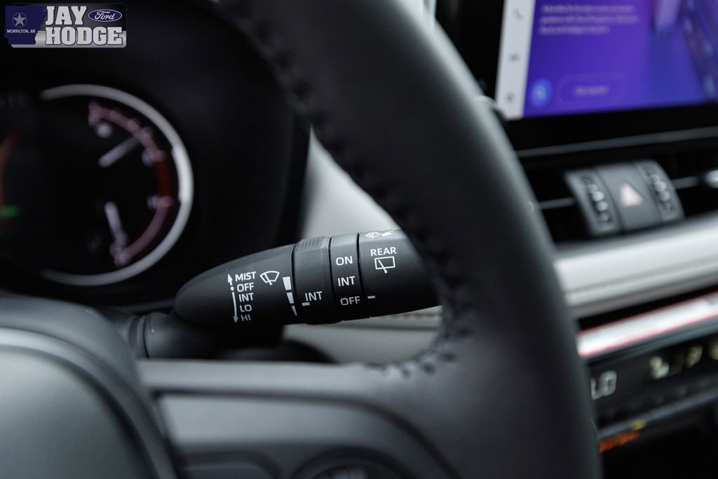 Used 2024 Toyota RAV4 XLE Premium image 32