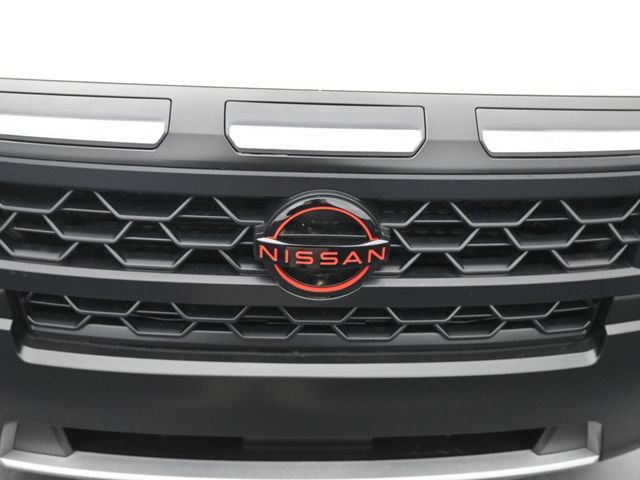 Used 2026 Nissan Frontier PRO-4X w/ Tow Package AWD/4WD image 39