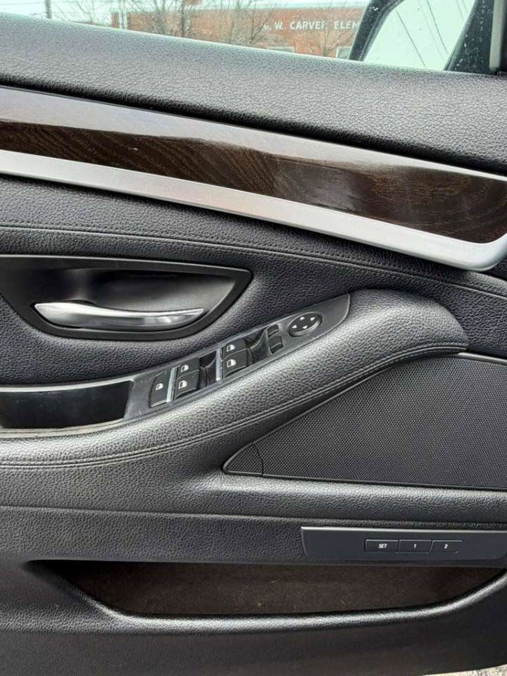 Used 2015 BMW 528i Sedan image 31