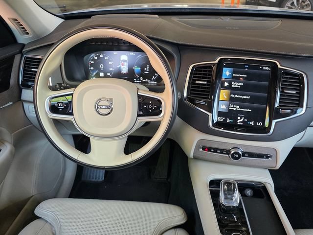 Used 2021 Volvo XC90 T8 Inscription w/ Advanced Package AWD/4WD image 12