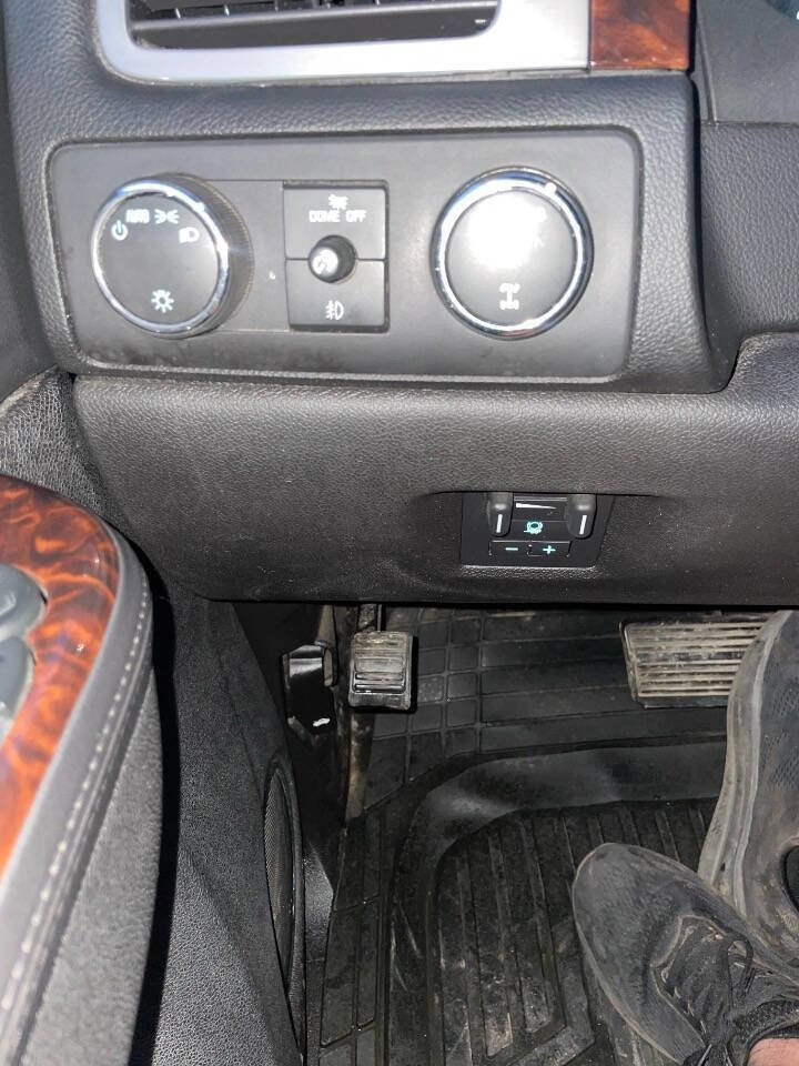 Used 2013 GMC Sierra 3500 Denali image 42