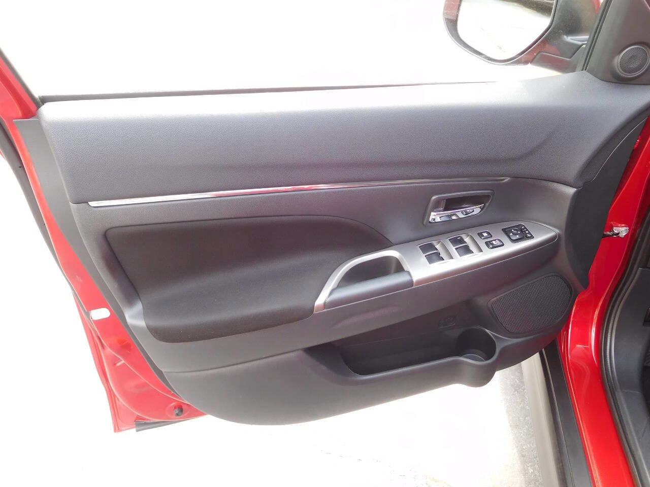 Used 2020 Mitsubishi Outlander Sport SE image 19