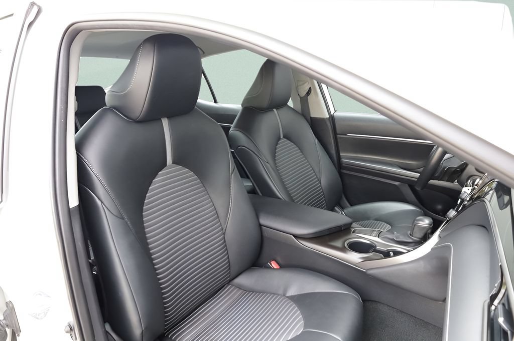 Certified 2023 Toyota Camry SE FWD image 23