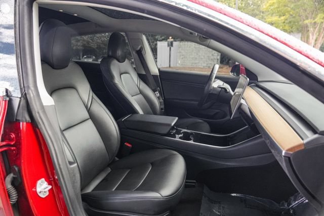 Used 2019 Tesla Model 3 Standard Range RWD image 35