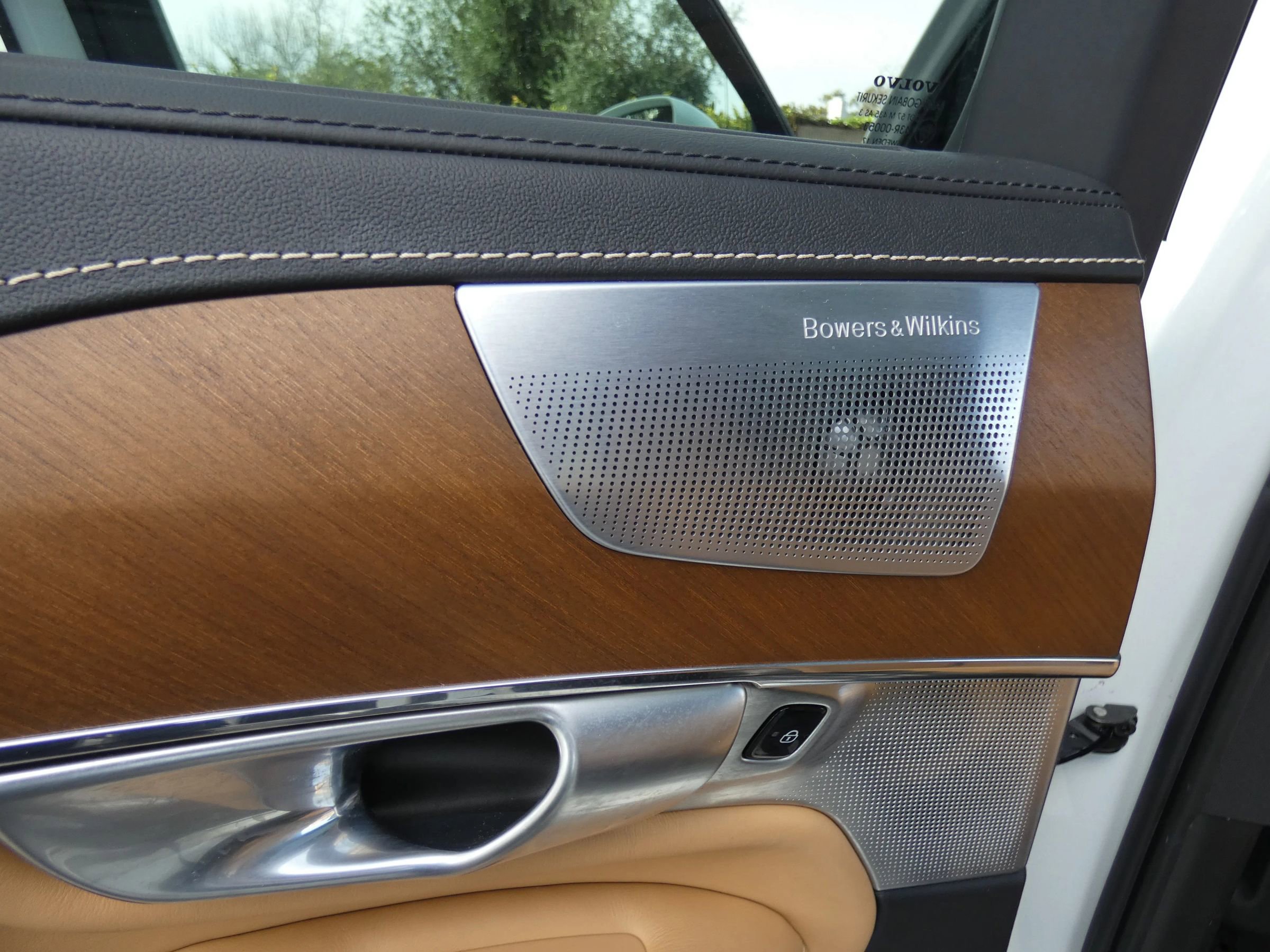 Used 2017 Volvo XC90 T6 Inscription w/ Vision Package image 65