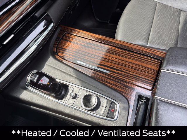 Used 2024 Cadillac Escalade ESV Premium Luxury w/ Performance Package AWD/4WD image 22