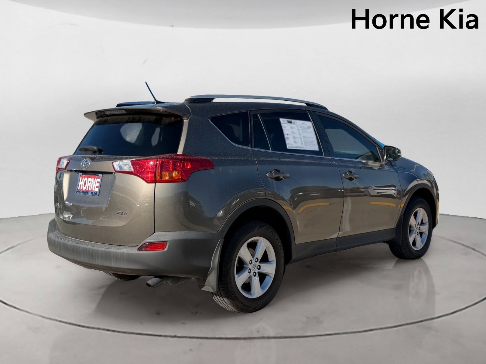 Used 2014 Toyota RAV4 XLE FWD image 4