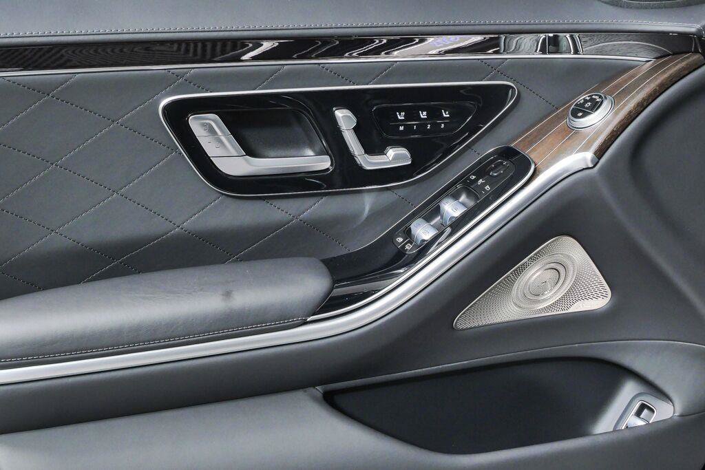 Used 2022 Mercedes-Benz S 580 4MATIC Sedan image 6