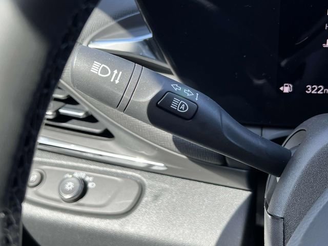 Used 2025 Buick Envista Preferred w/ Convenience I Package image 32