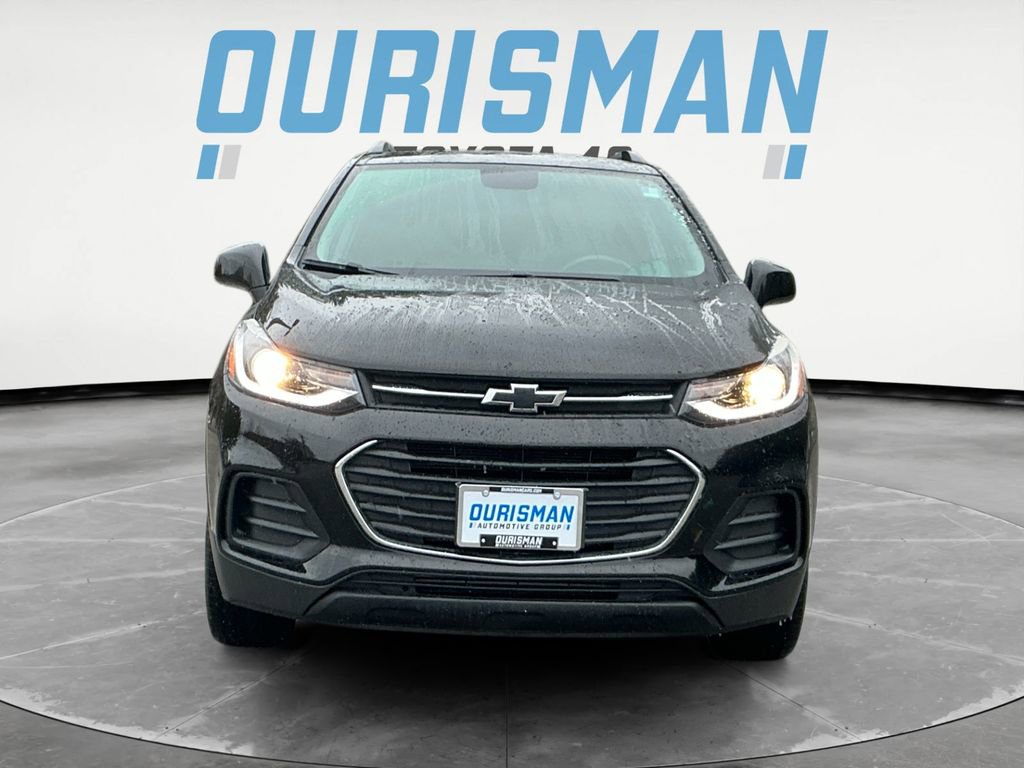 Used 2022 Chevrolet Trax LT w/ Midnight Edition image 8