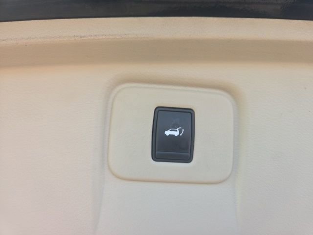 Used 2015 Nissan Murano Platinum w/ Platinum Technology Package AWD/4WD image 15