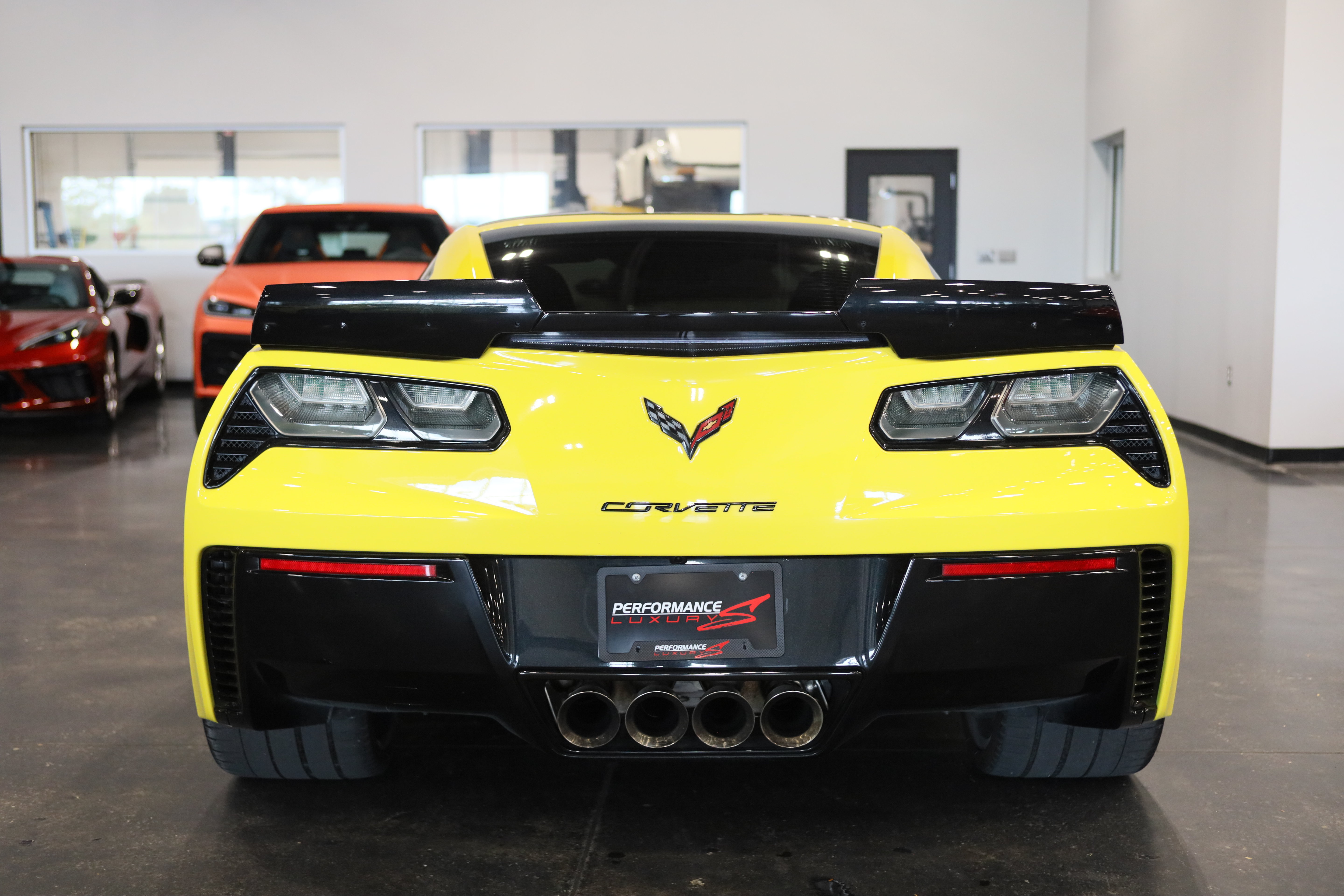 Used 2016 Chevrolet Corvette Z06 w/ 3LZ Preferred Equipment Group RWD image 5