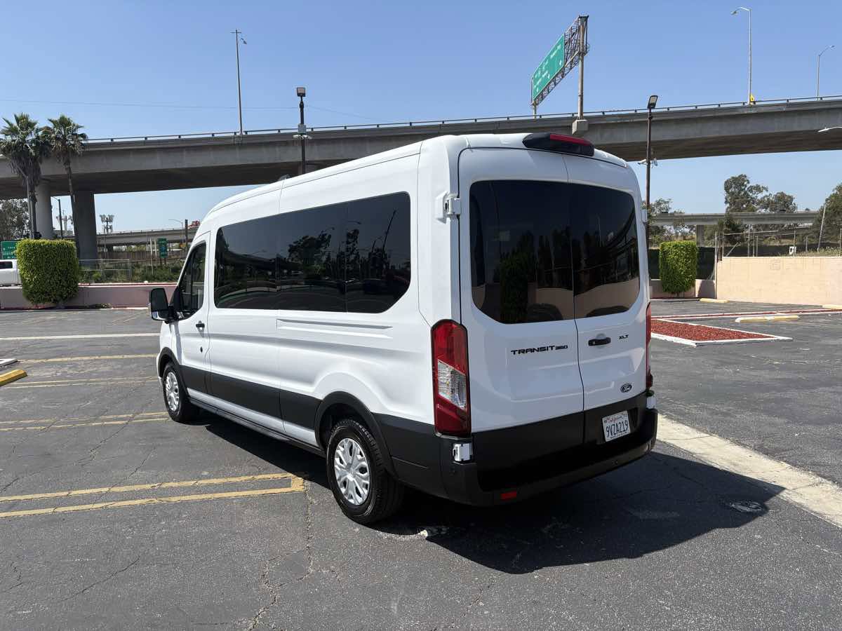 Used 2026 Ford Transit 350 XLT image 12