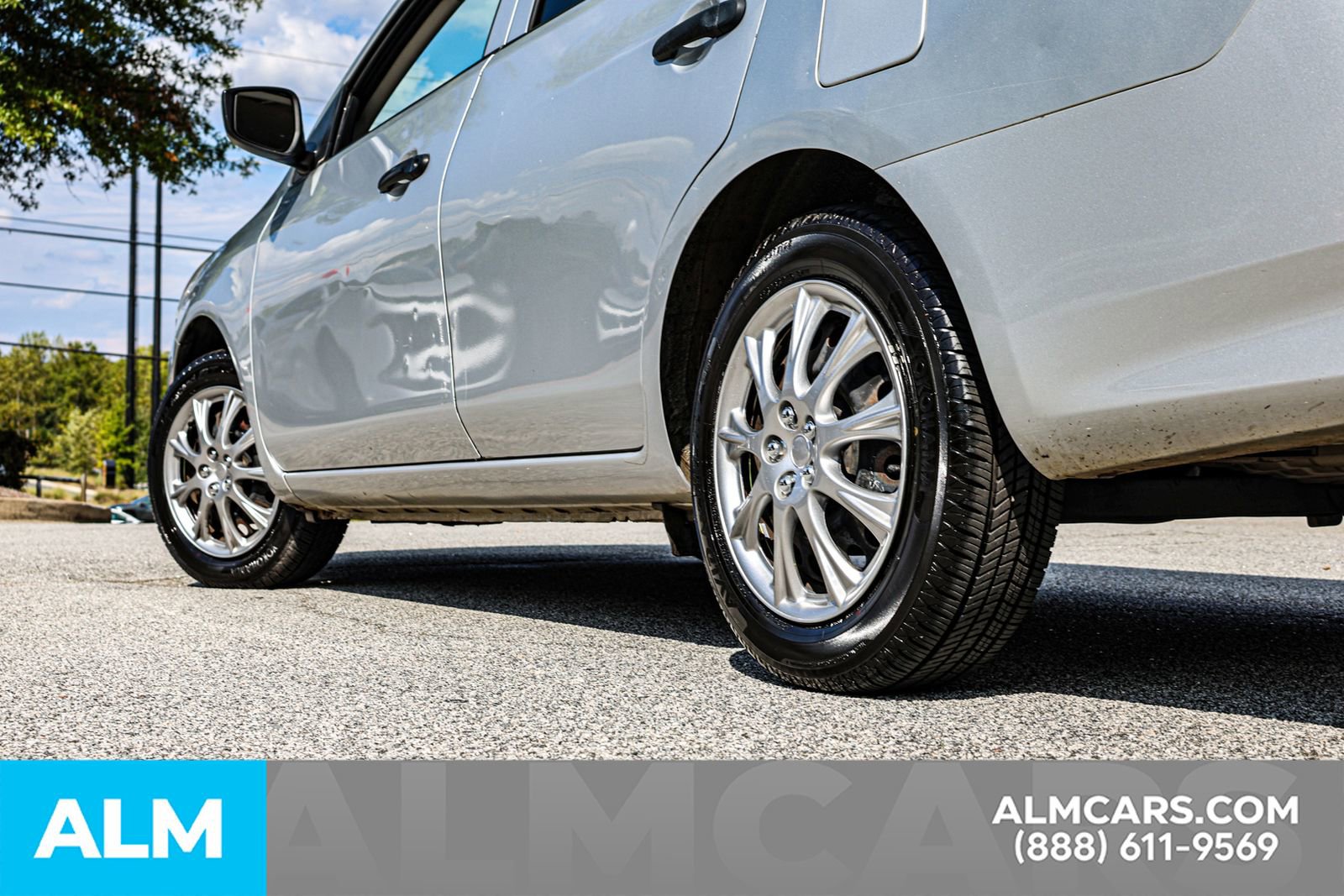 Used 2017 Nissan Versa S Plus image 16