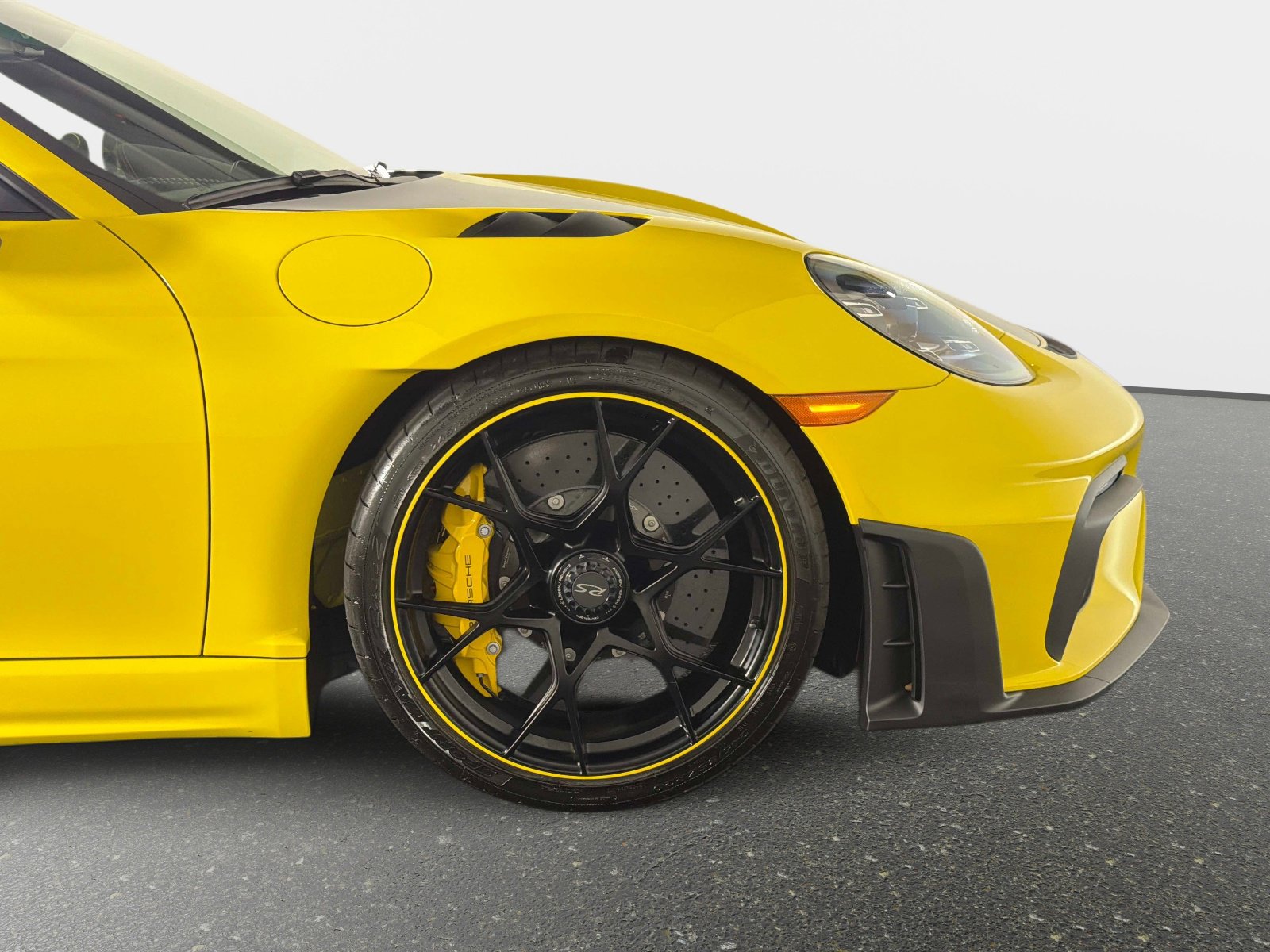 Used 2024 Porsche 718 Boxster Spyder RS w/ Weissach Package RWD image 25